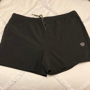 All birds running shorts. Size XL.